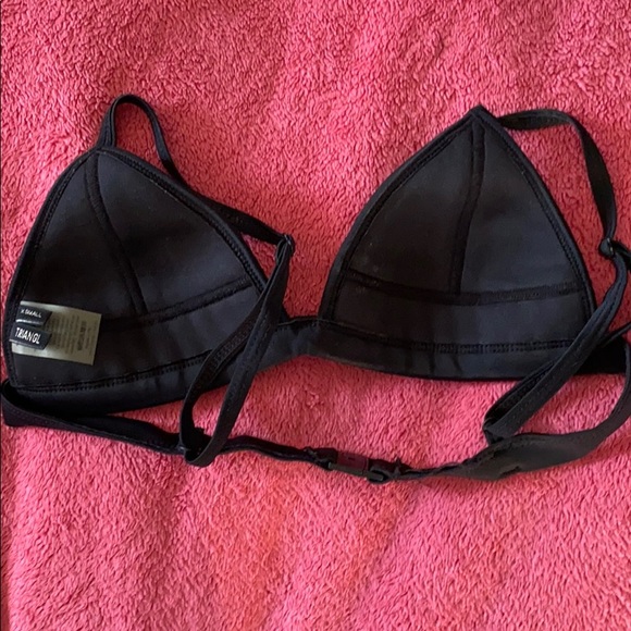 TRIANGL TOOTSIE Aztec Bikini Top - Picture 2 of 3